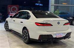 بي ام دبليو الفئة 7